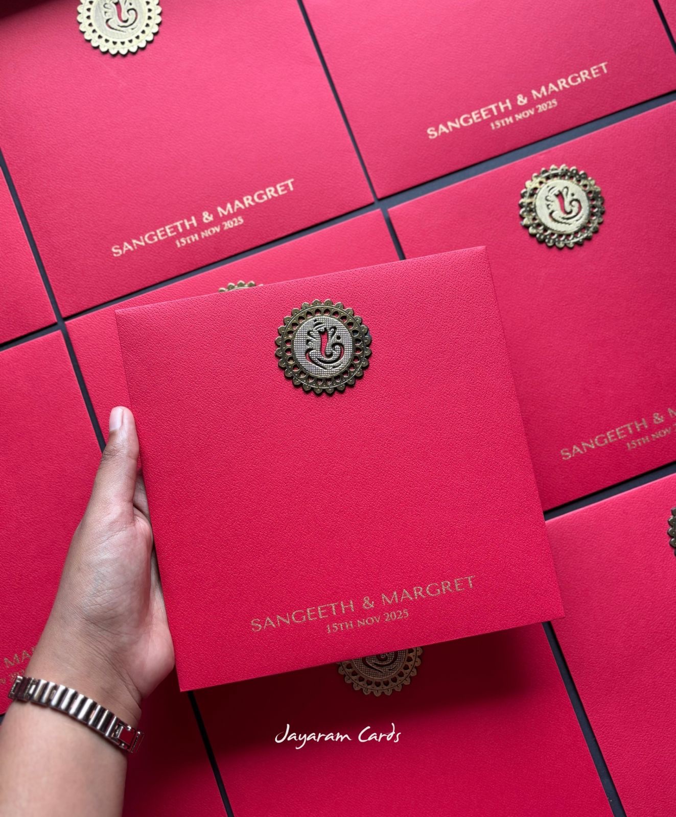 5d55f432-c379-4973-a656-0b9940d806fa