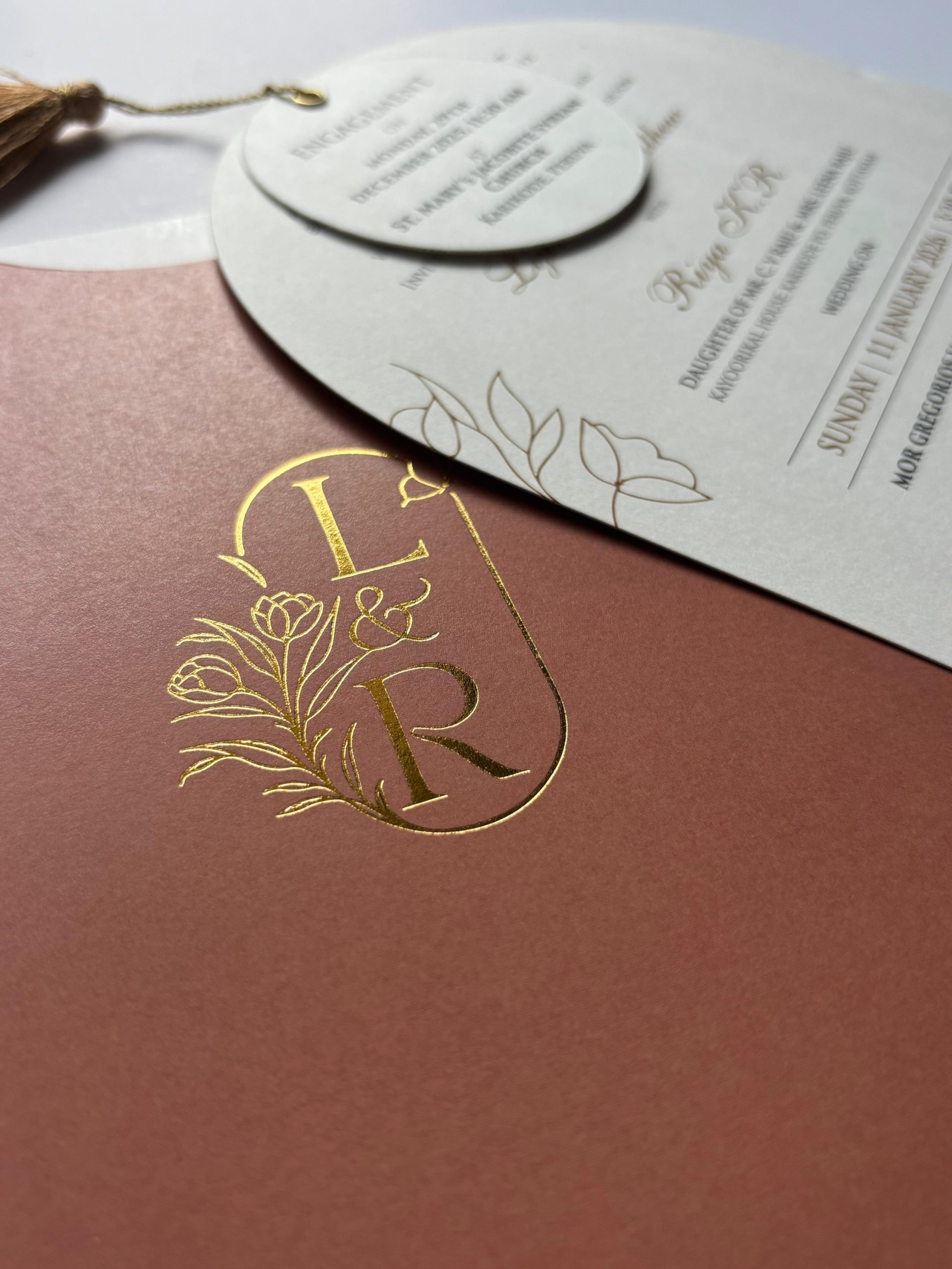 7e746a5b-3af2-4d1a-a9f5-6221d2cd7bc1